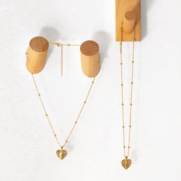 Virgin Mary Necklace for Women Copper Gold Plated Heart Necklace Catholic - Picture 4 of 5